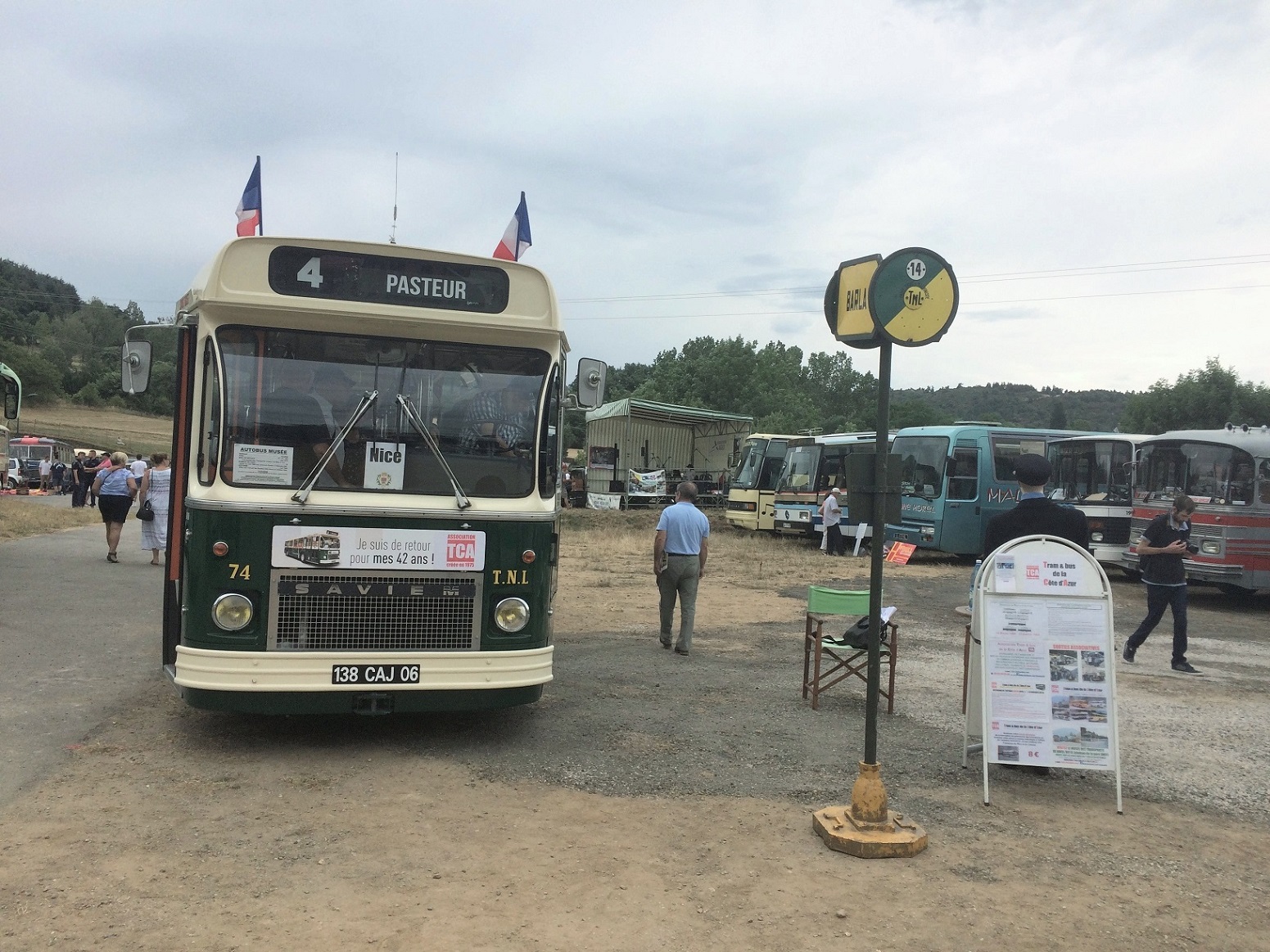 7eme Fete du Car de Vanosc exposition TCA au second enplacement 09 07 2017 F. Giana