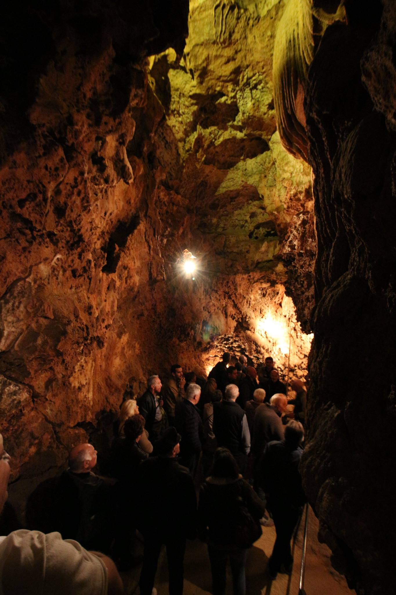 sortie Grotte St Cezaire 2017 notre groupe en pleine visite Loic Beraud