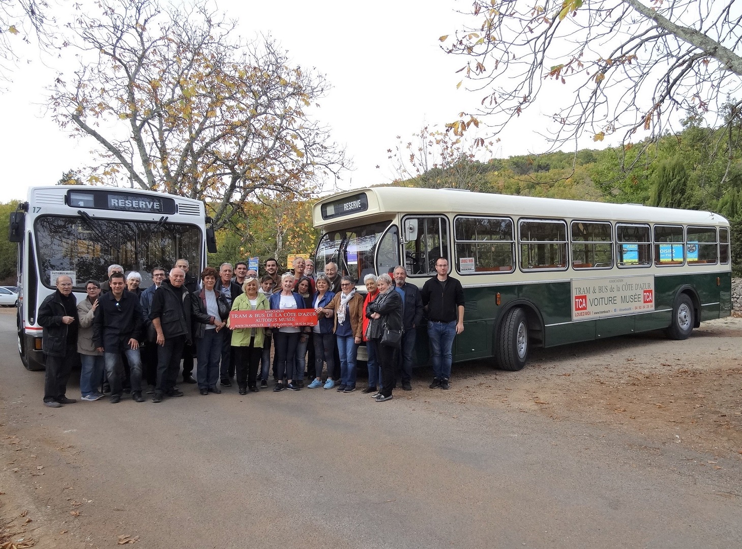 sortie Grotte St Cezaire 2017 photo de groupe F. Giana